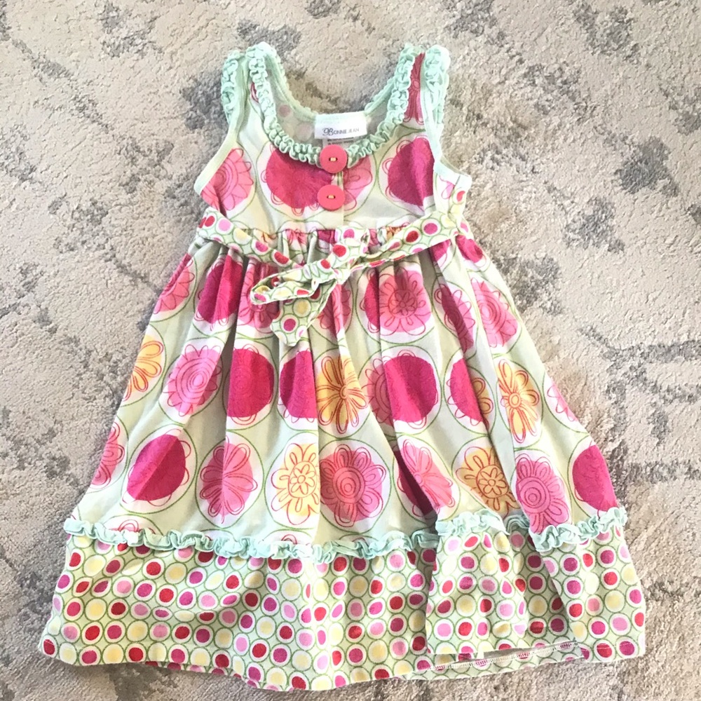 Girls dress